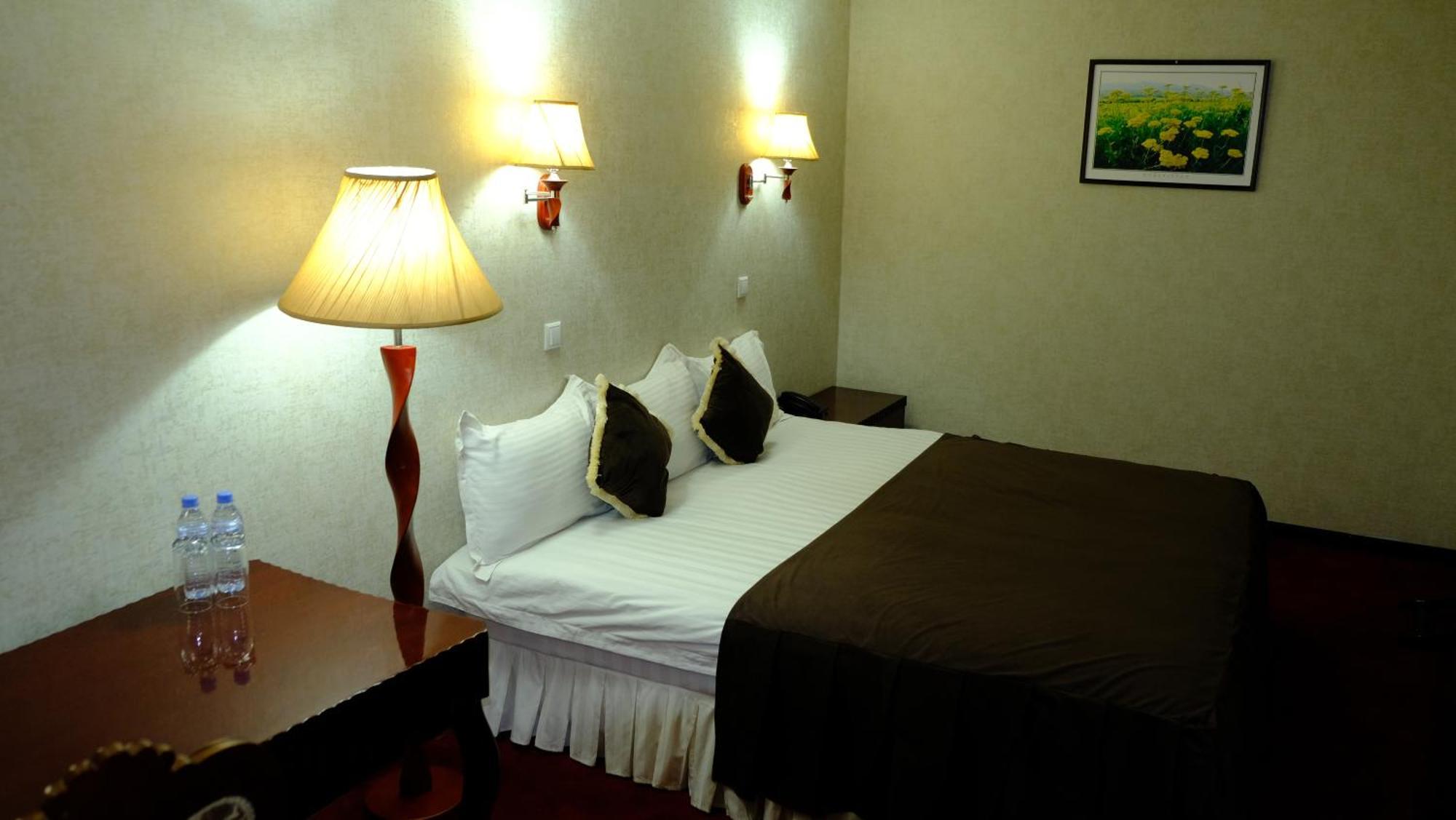 Hotel Grand Buchara Buitenkant foto