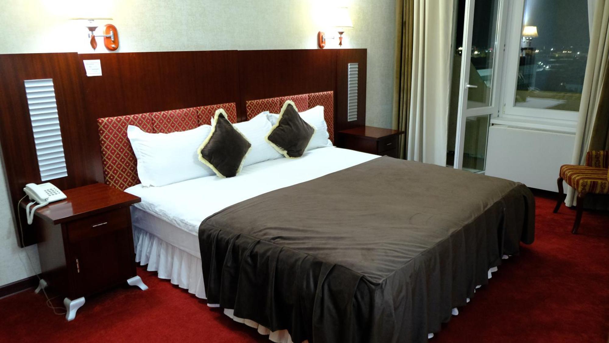 Hotel Grand Buchara Buitenkant foto