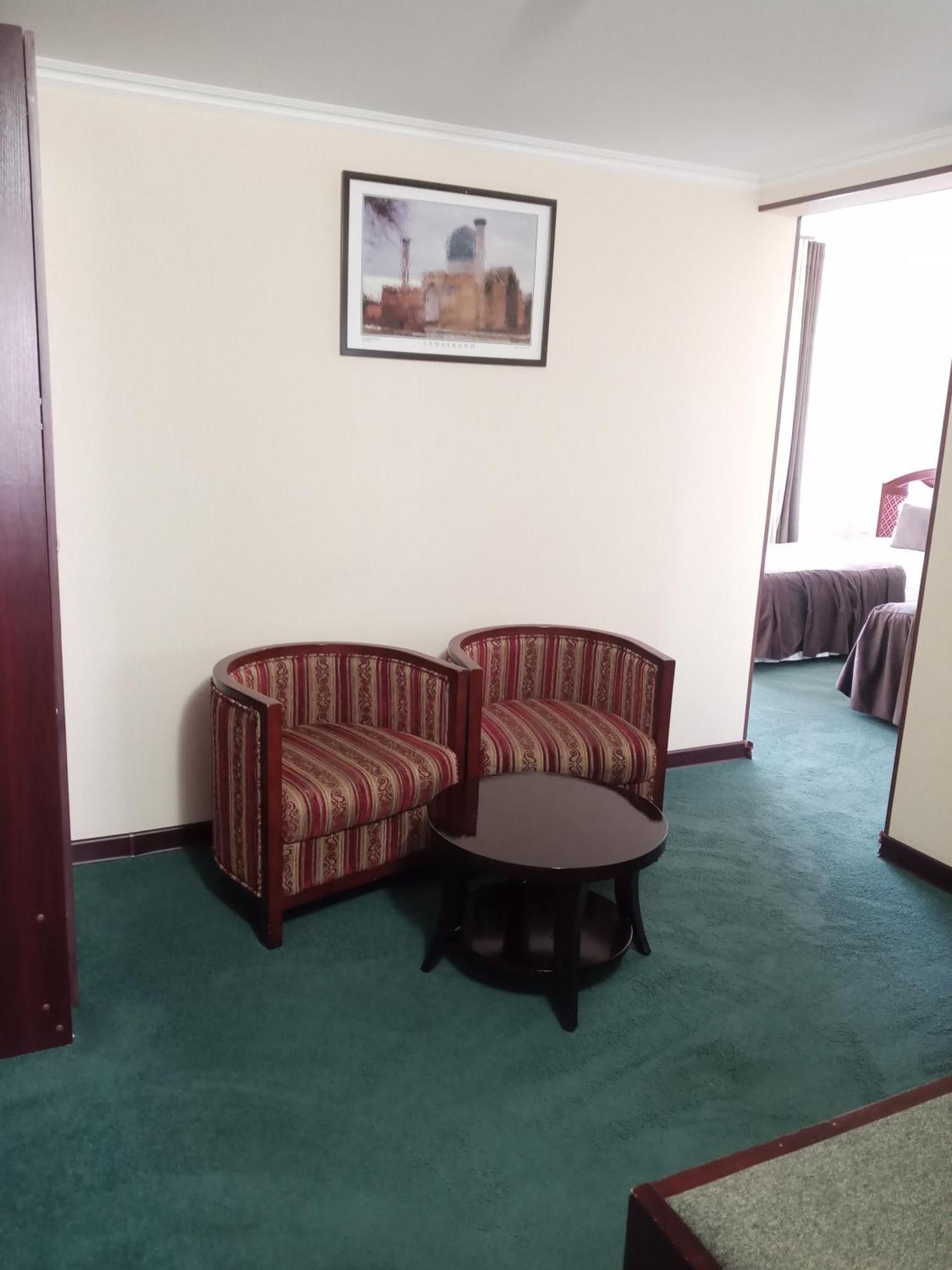 Hotel Grand Buchara Buitenkant foto