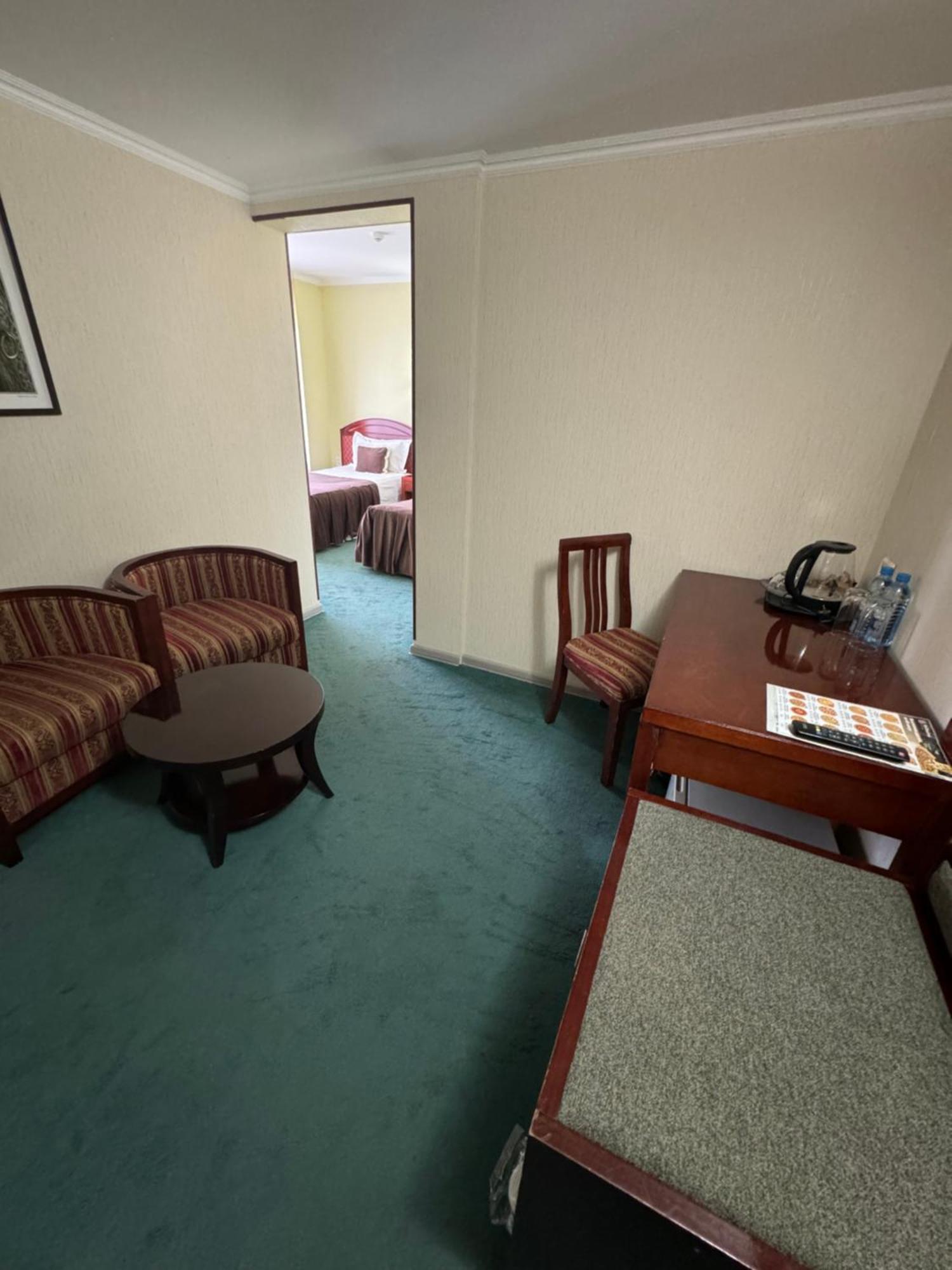 Hotel Grand Buchara Buitenkant foto