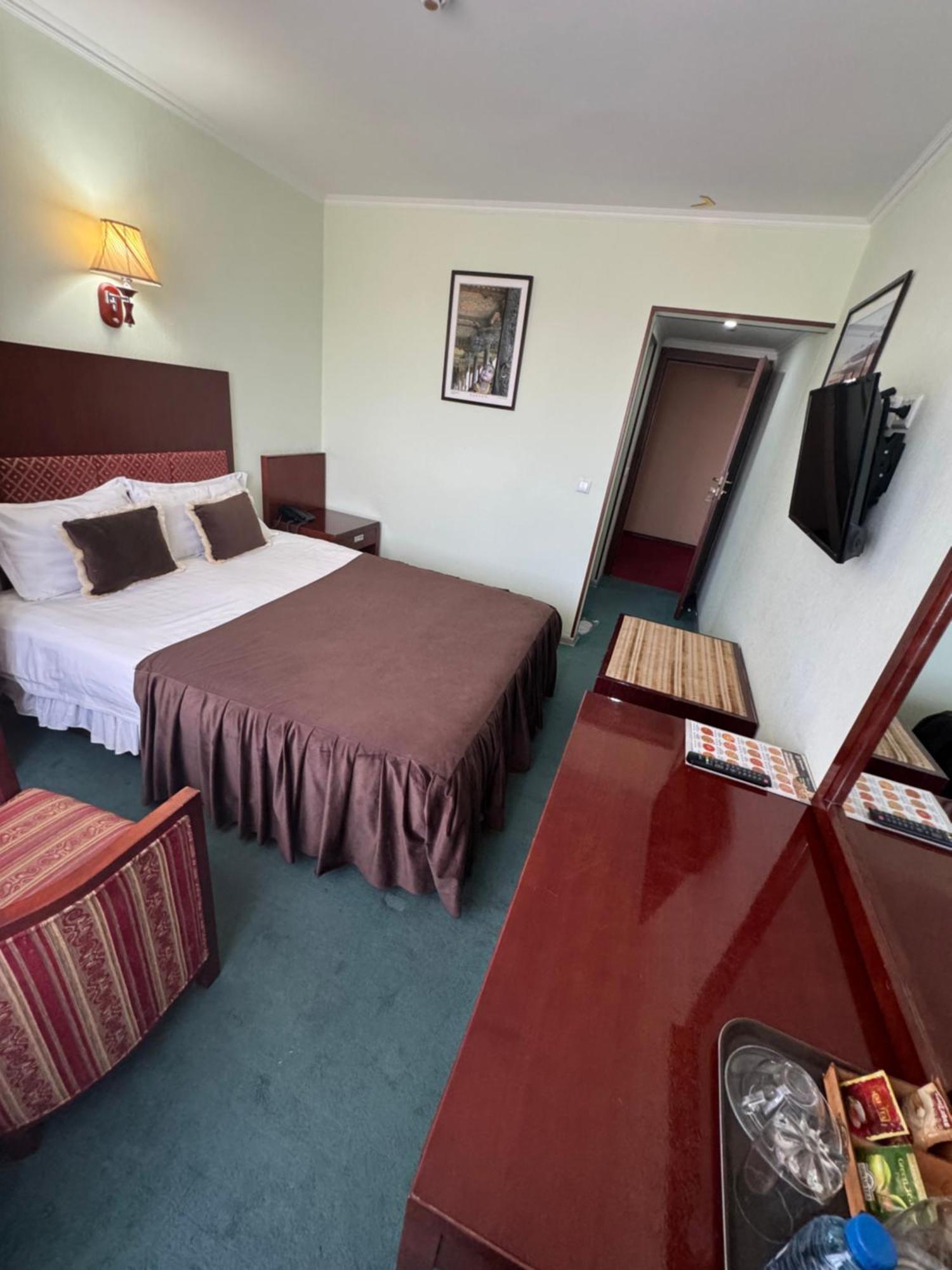 Hotel Grand Buchara Buitenkant foto