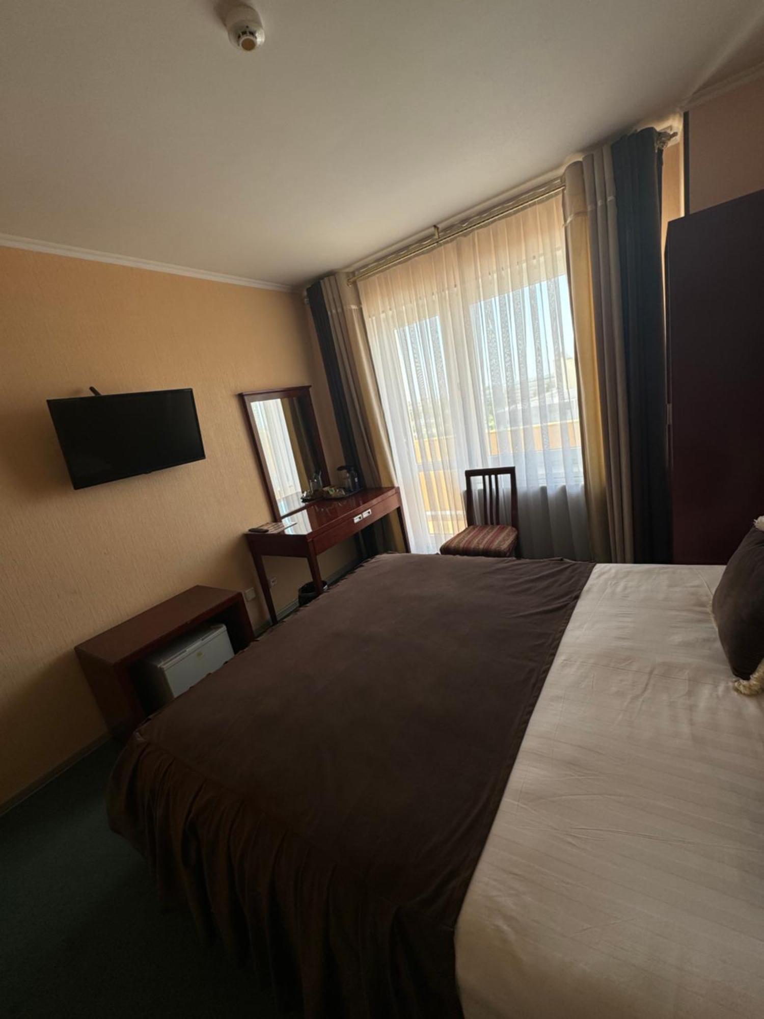 Hotel Grand Buchara Buitenkant foto