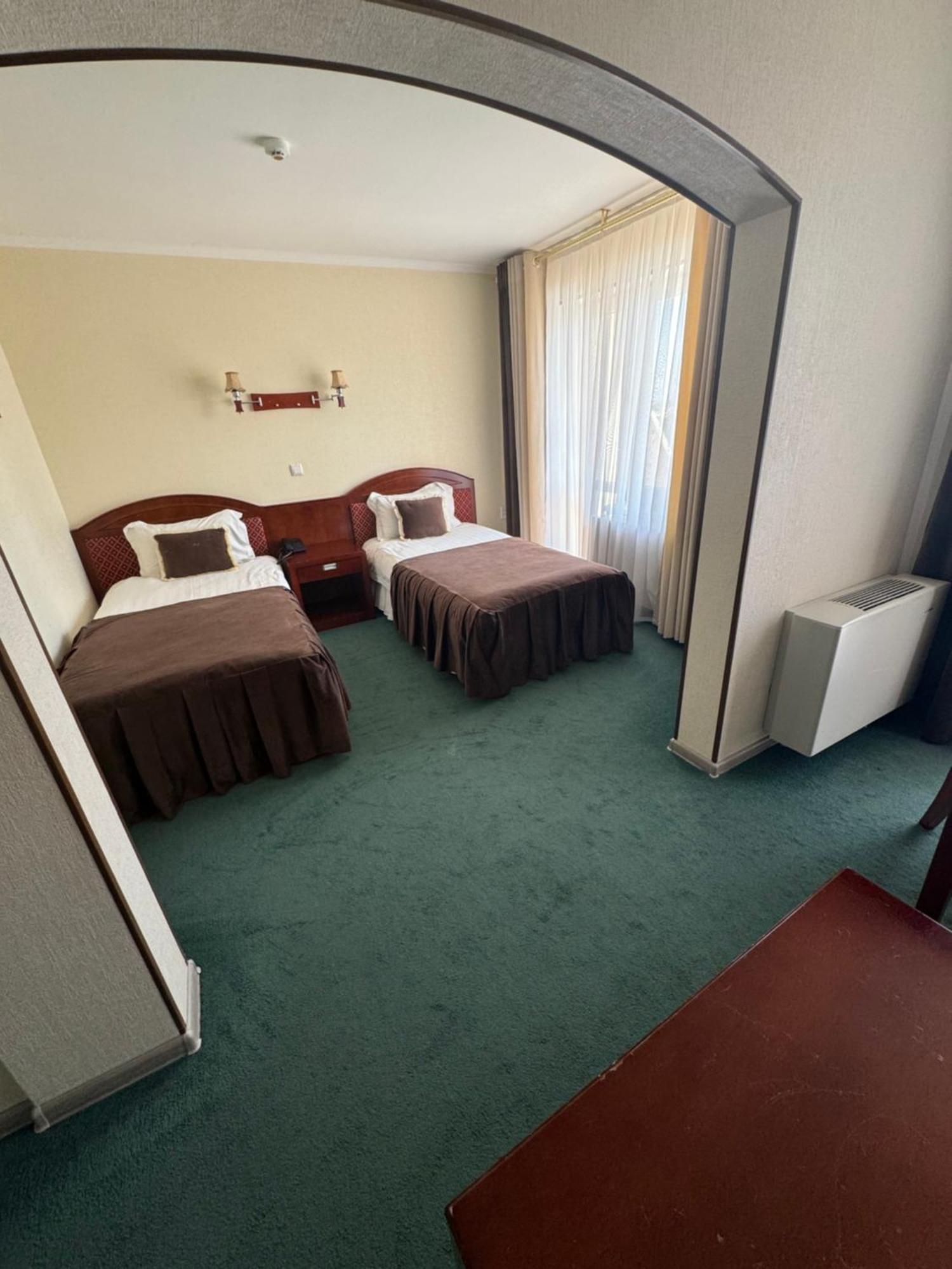 Hotel Grand Buchara Buitenkant foto