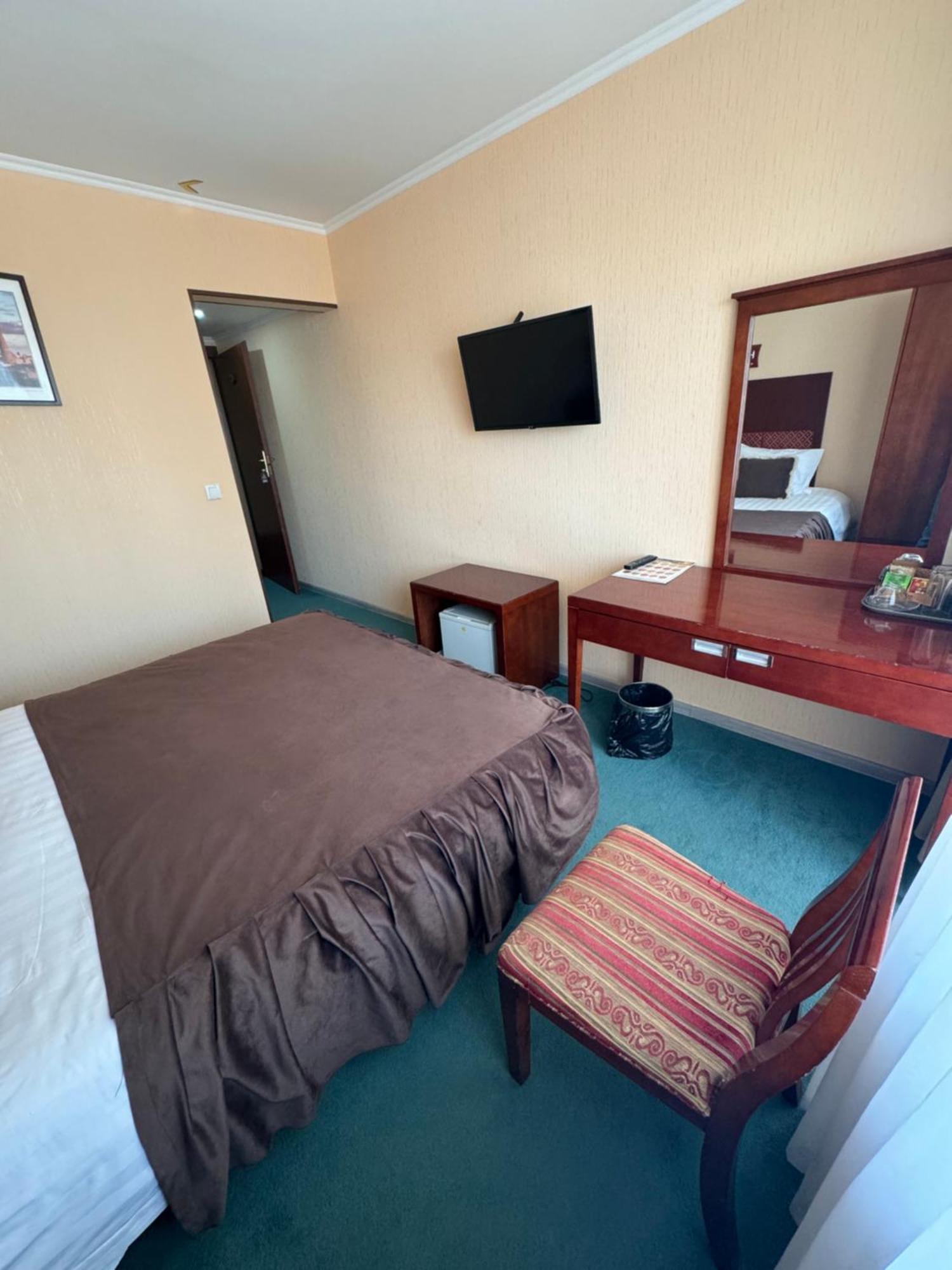 Hotel Grand Buchara Buitenkant foto
