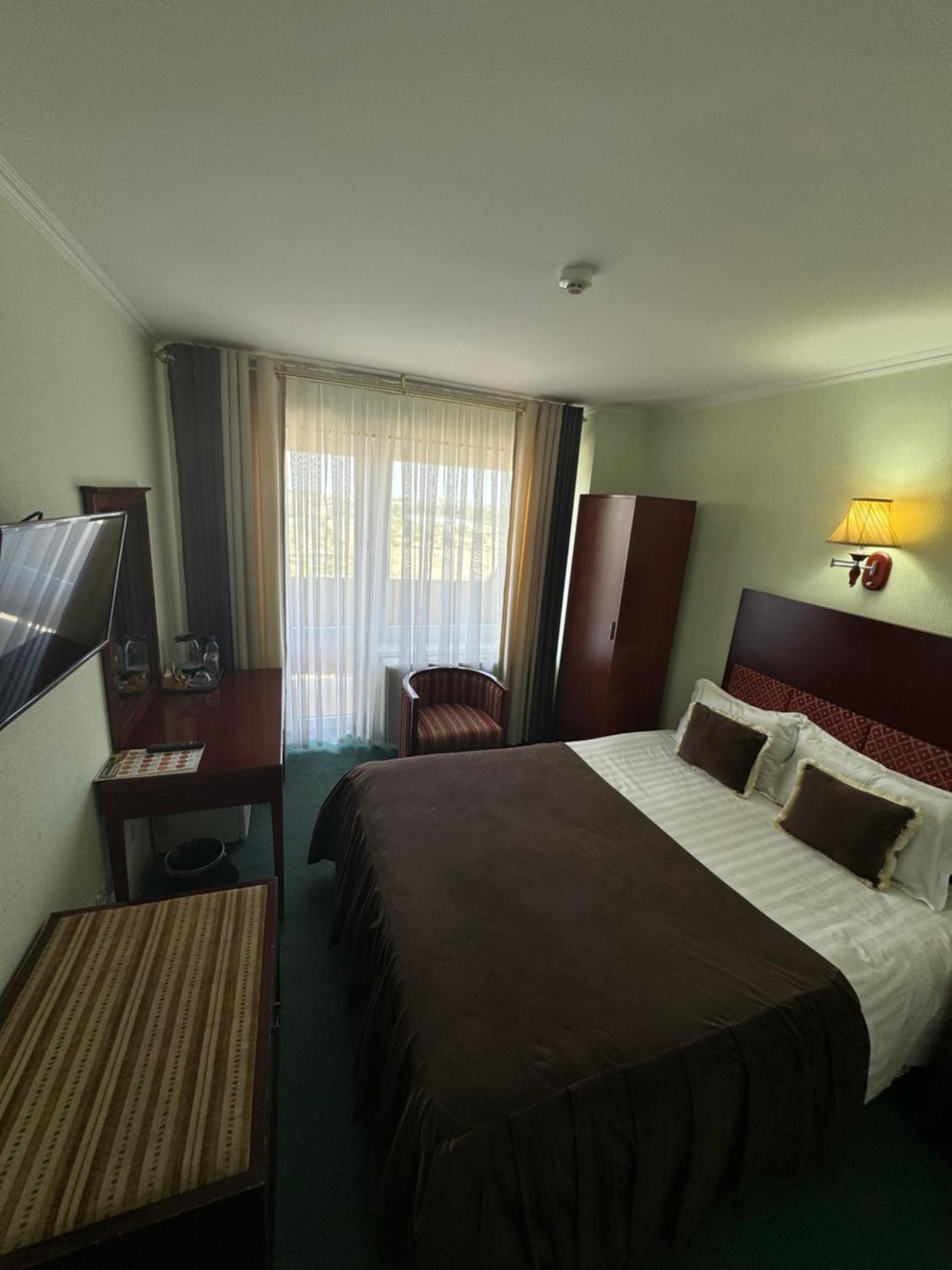 Hotel Grand Buchara Buitenkant foto