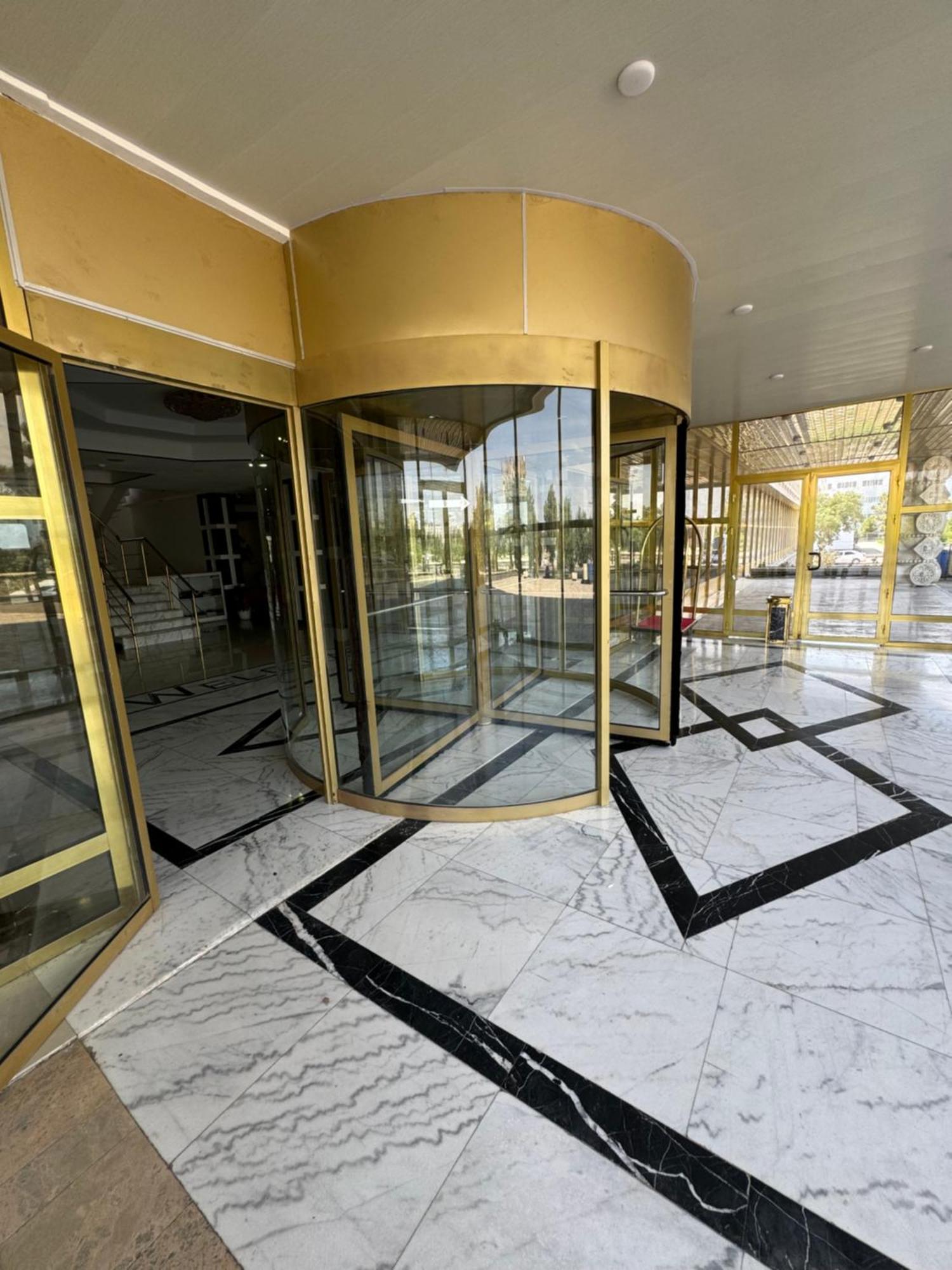 Hotel Grand Buchara Buitenkant foto