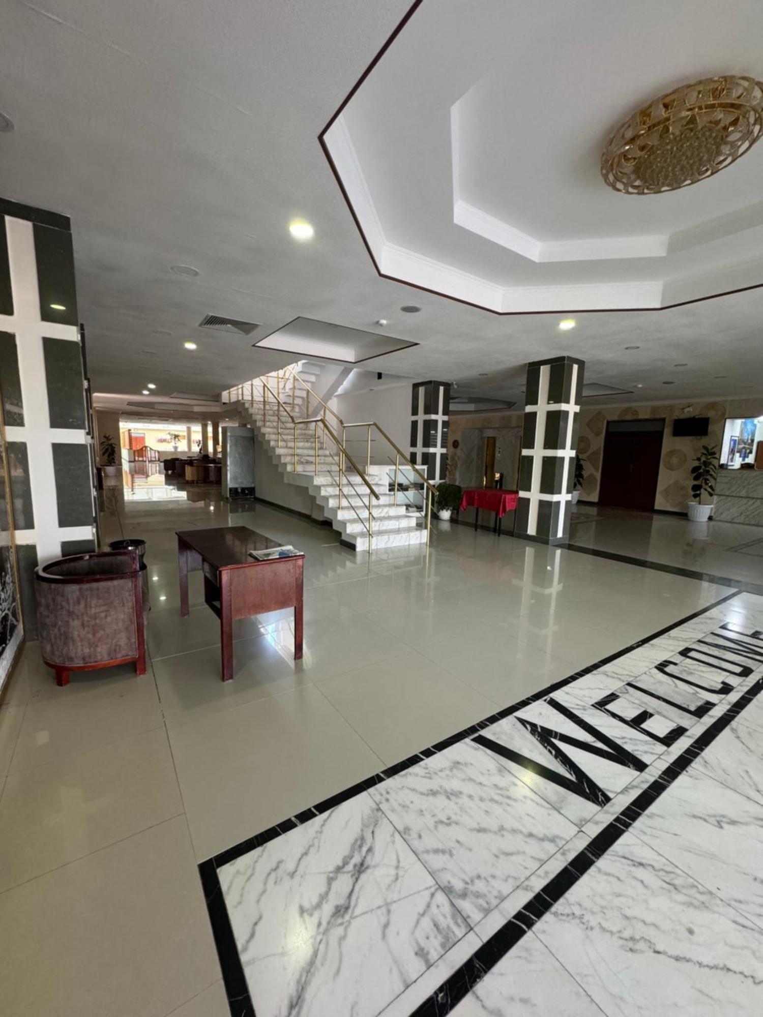 Hotel Grand Buchara Buitenkant foto